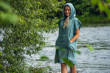 Load image into Gallery viewer, Bathing poncho organic youth
